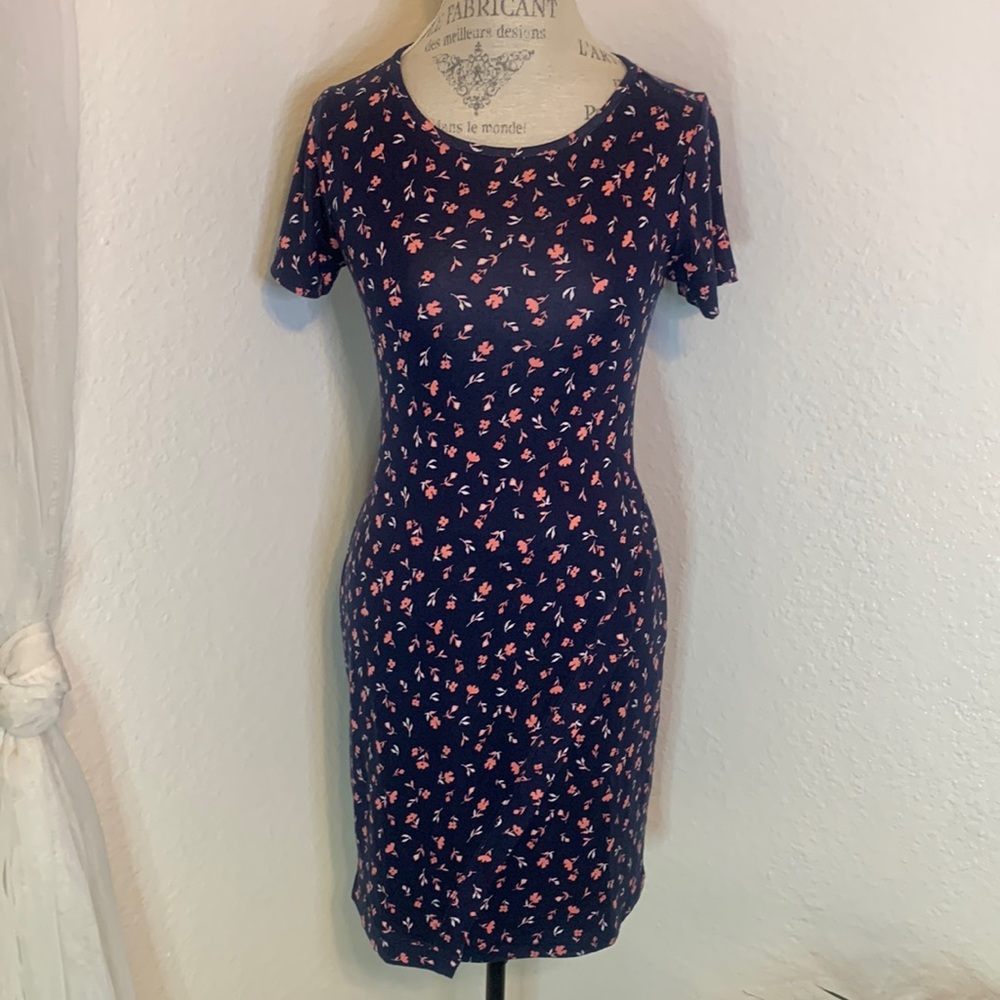 NWT 41 Hawthorn Brigitte Navy Floral Knit Dress